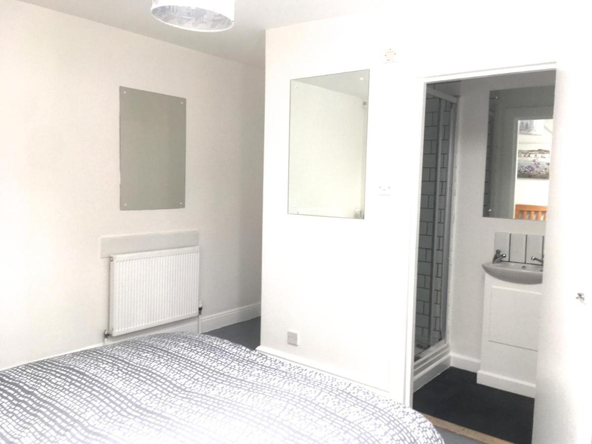 Palace Surf Lodge Newquay  Luaran gambar